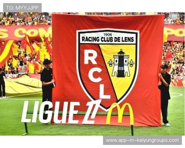 法甲豪门投资策略趋于理性兼顾竞技与财务表现,法甲豪门宣布全队停薪 法甲豪门投资策略趋于理性兼顾竞技与财务表现,法甲豪门宣布全队停薪